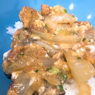 鯖缶で簡単玉子丼